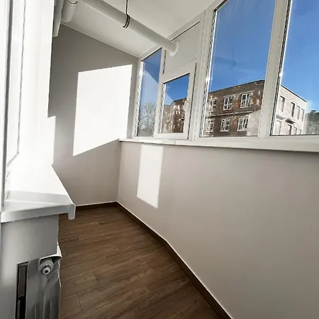 Helen Network: Bright Apartments by Korpusnyi Park Poltava Room photo